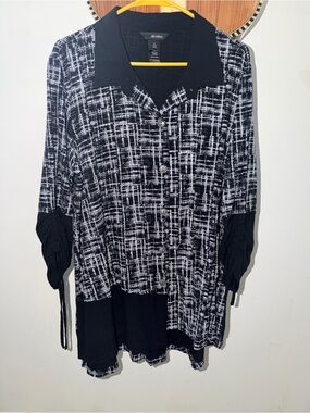 Ali Miles Black & White Patterned Button-Down Blouse